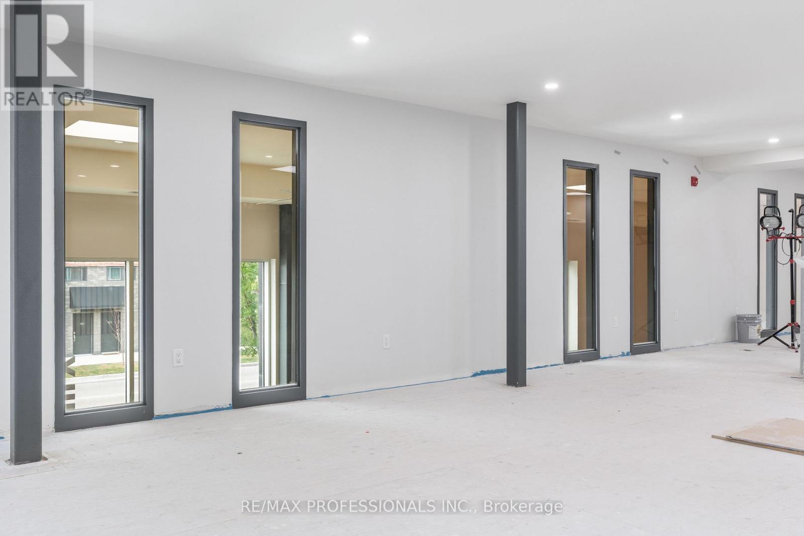 2nd Floor - 430 Browns Line, Toronto, Ontario  M8W 3T9 - Photo 10 - W12350433