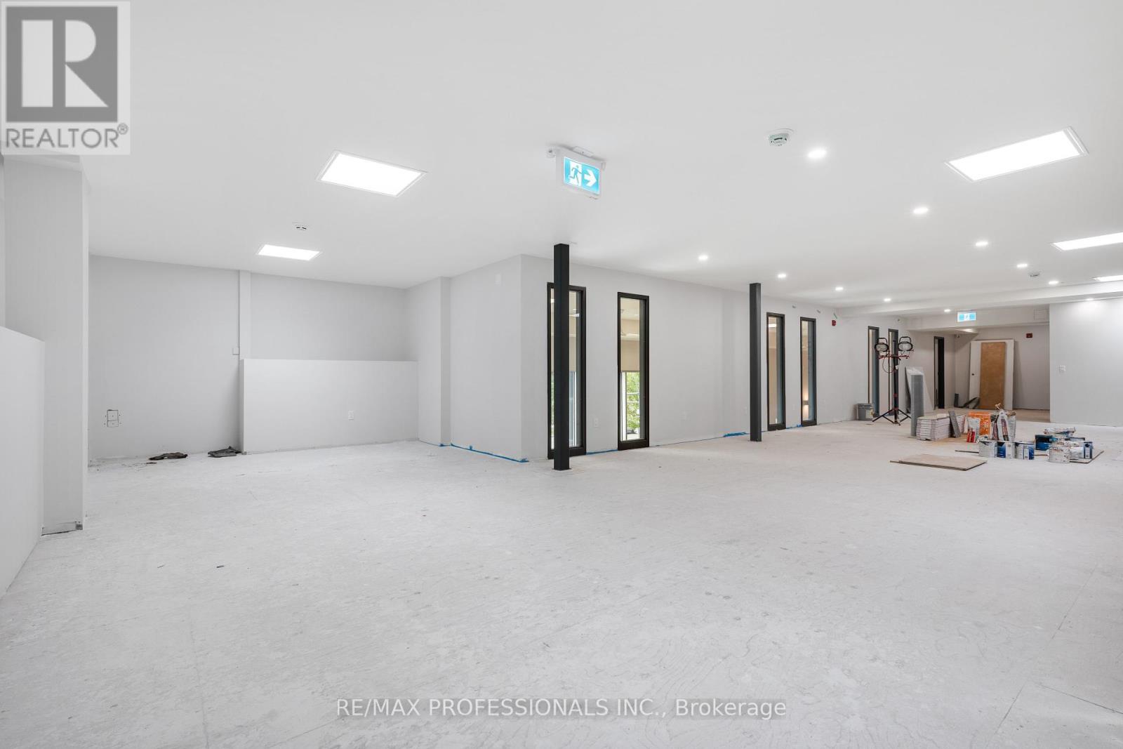 2nd Floor - 430 Browns Line, Toronto, Ontario  M8W 3T9 - Photo 11 - W12350433