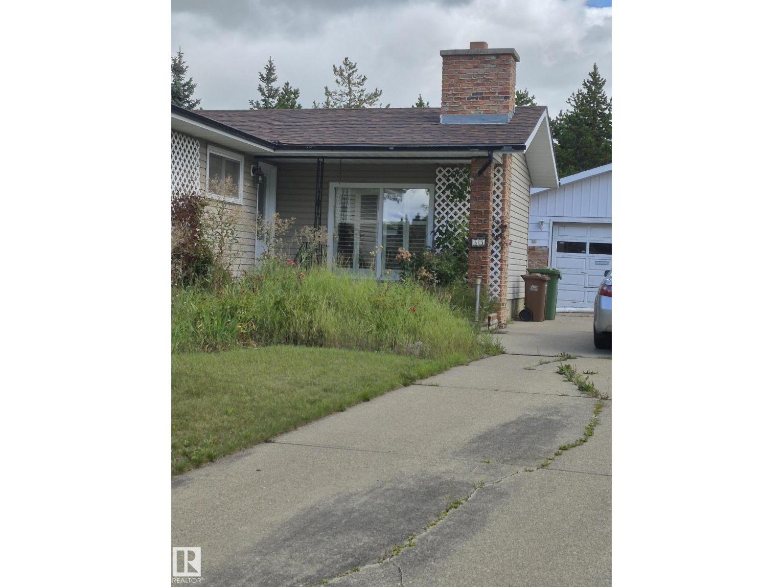 Property at 35 LIVINGSTONE CR image 1