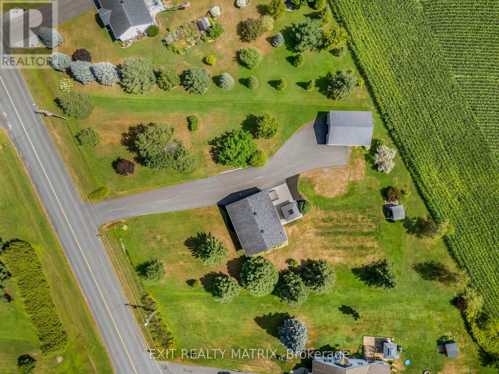1526 Sandy Hill Road, Champlain, Ontario  K6A 2R2 - Photo 36 - X12350552