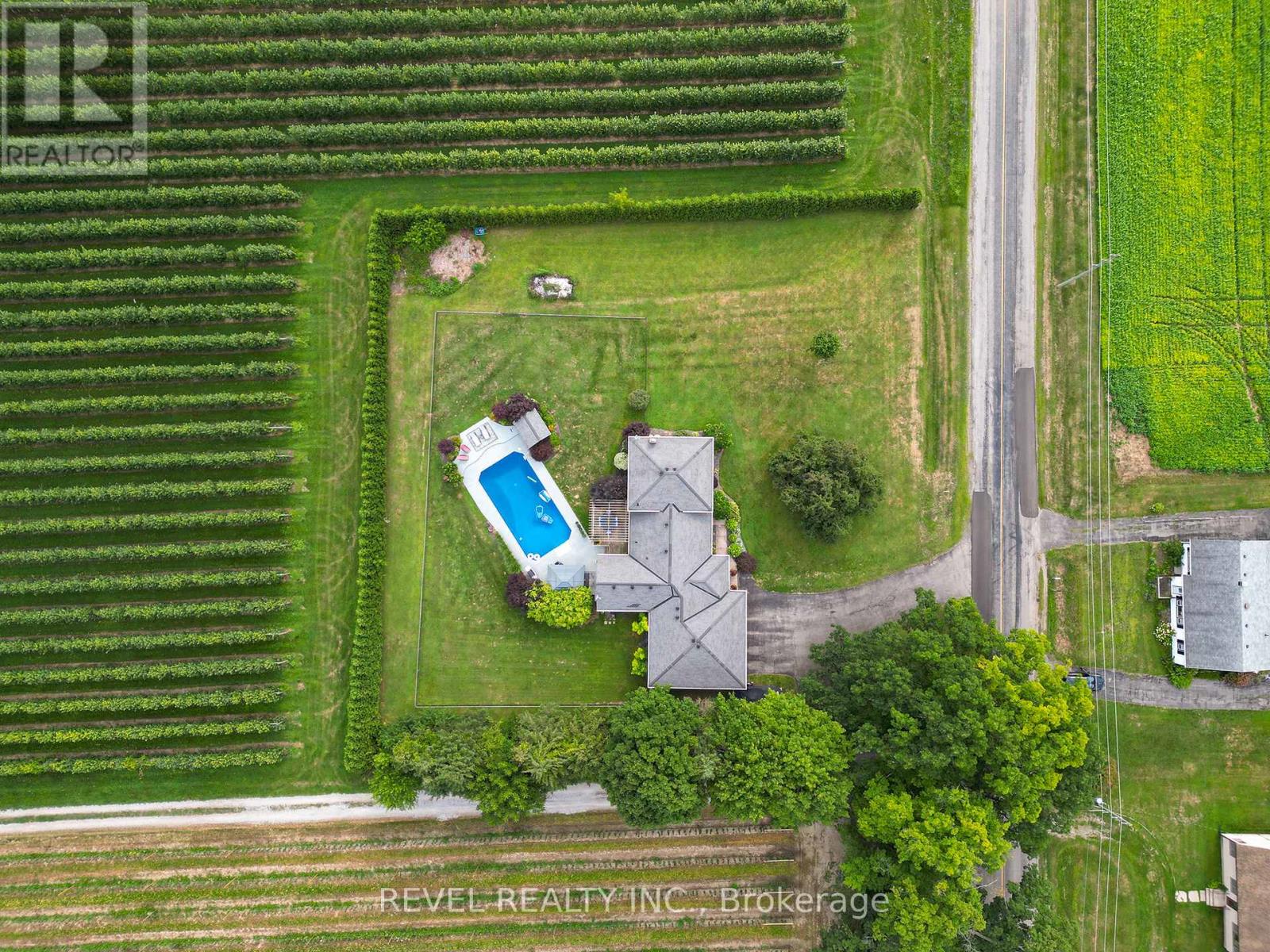1449 Windham Road 12, Norfolk, Ontario  N3Y 4K3 - Photo 46 - X12350445