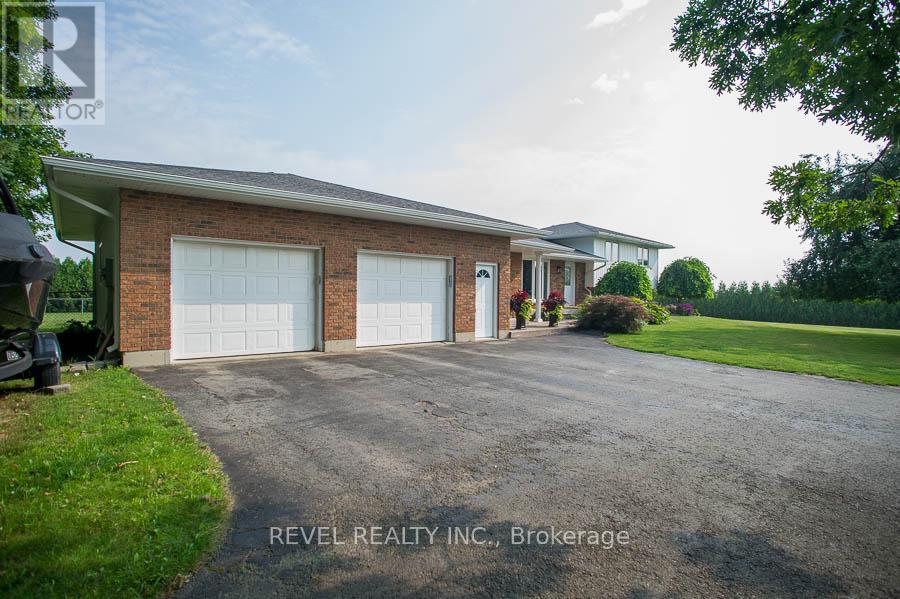 1449 Windham Road 12, Norfolk, Ontario  N3Y 4K3 - Photo 50 - X12350445