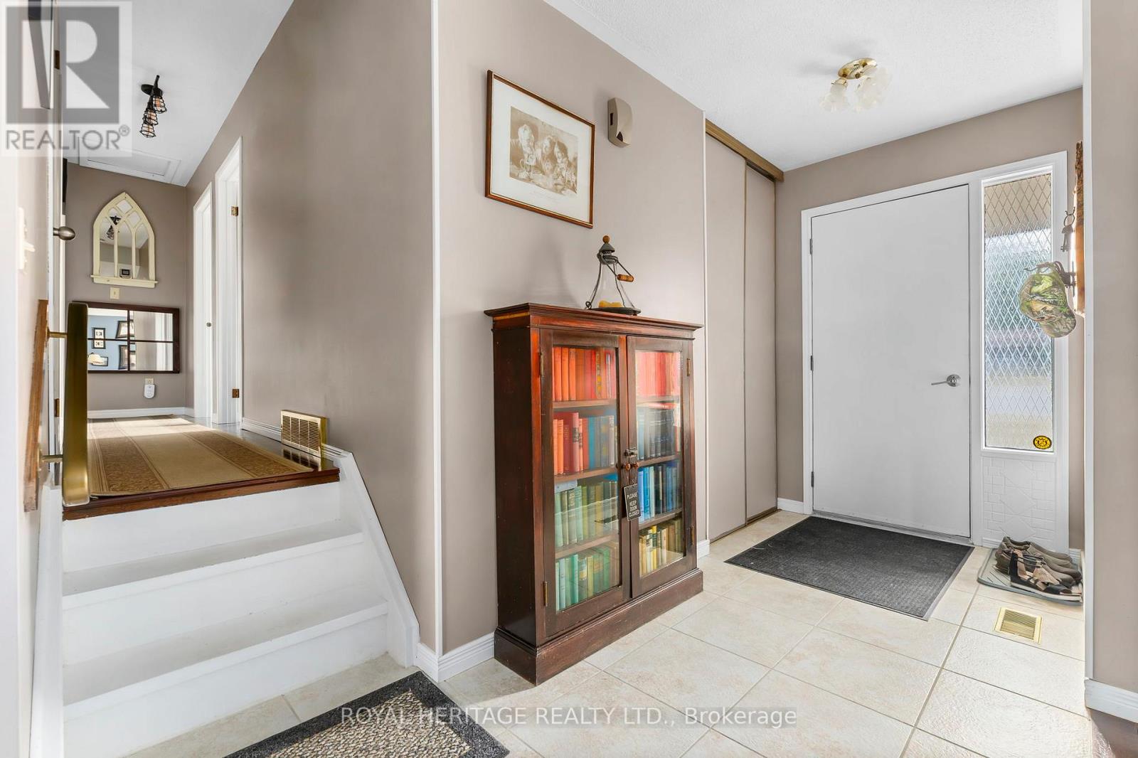 8 Lisa Court, Cavan Monaghan, Ontario  L0A 1G0 - Photo 8 - X12350446