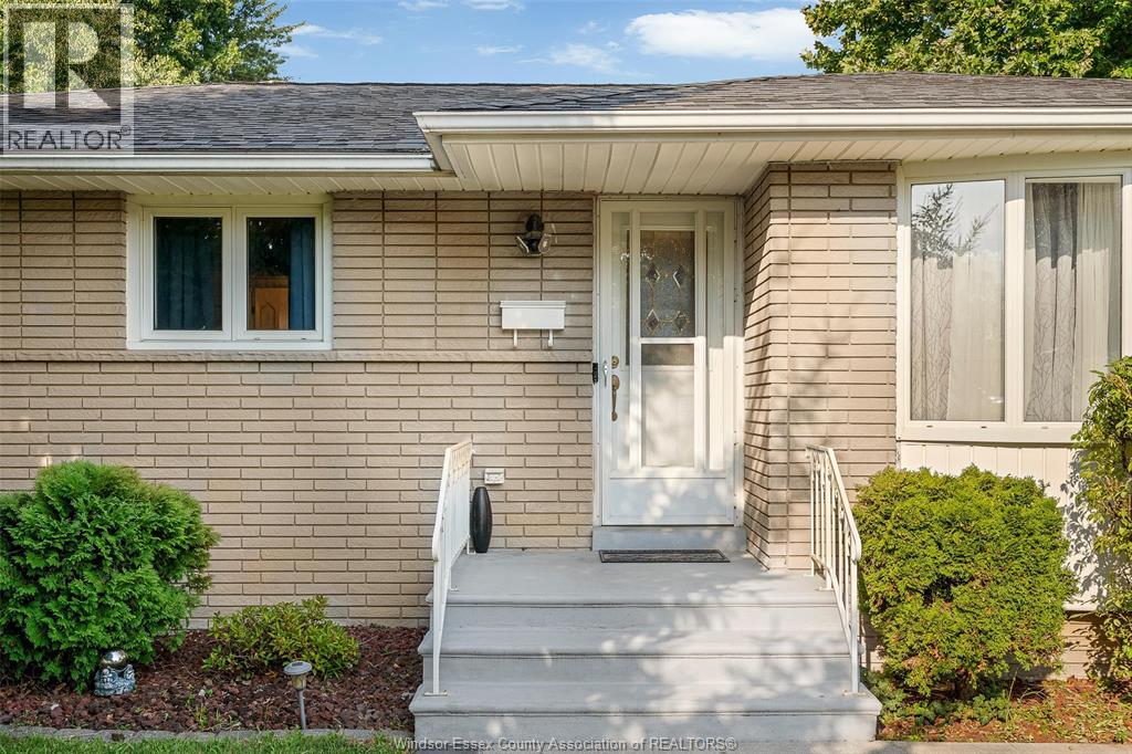 Property at 2480 EVERTS image 3