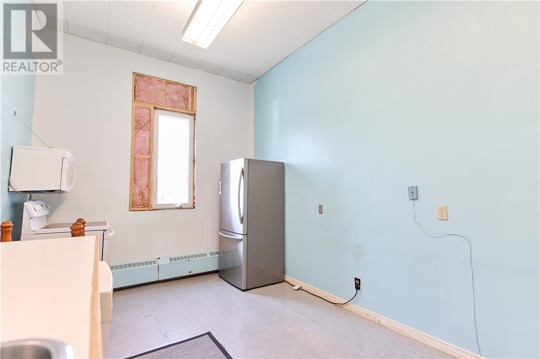 4868 Highway 69 N, Sudbury, Ontario  P3P 1B9 - Photo 17 - 2124194