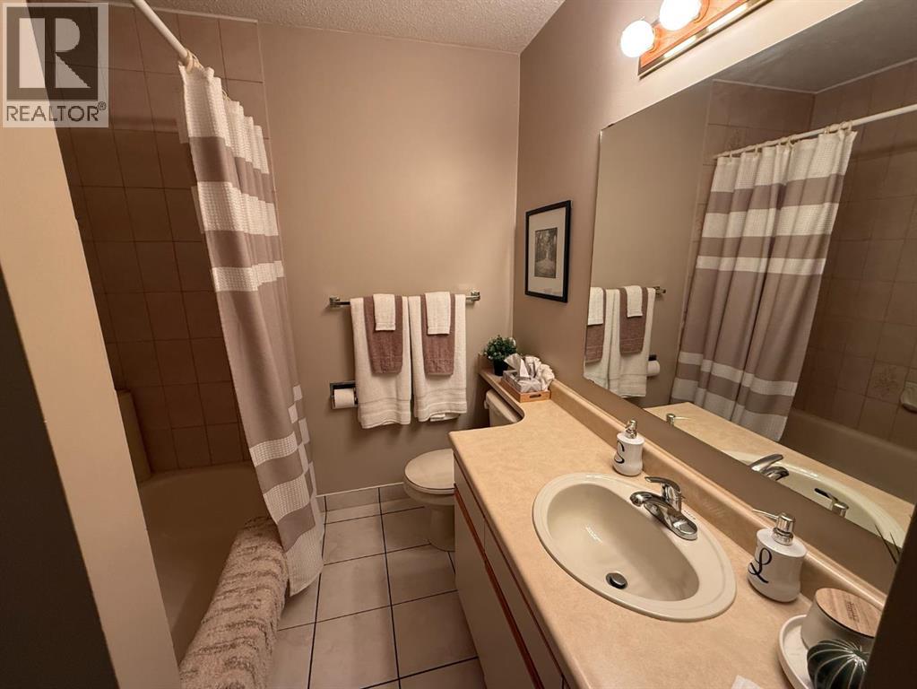 11 Virginia Avenue, Whitecourt, Alberta  T7S 1H2 - Photo 23 - A2247958