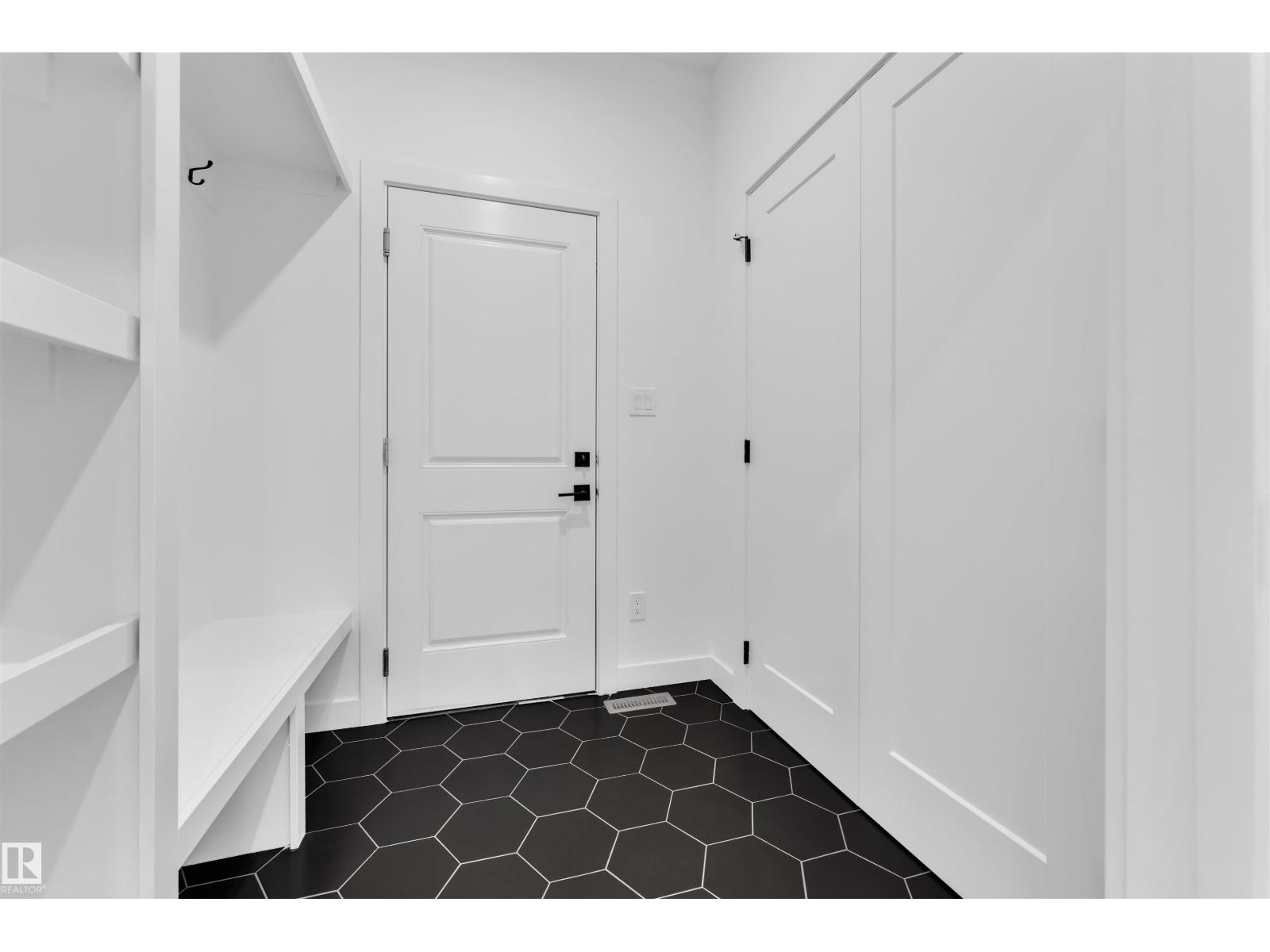 Property at 27 ELDRIDGE PT image 5