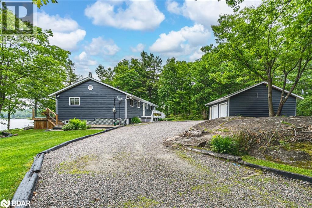 1008 Cove Road, Gravenhurst, Ontario  P0E 1G0 - Photo 3 - 40761356