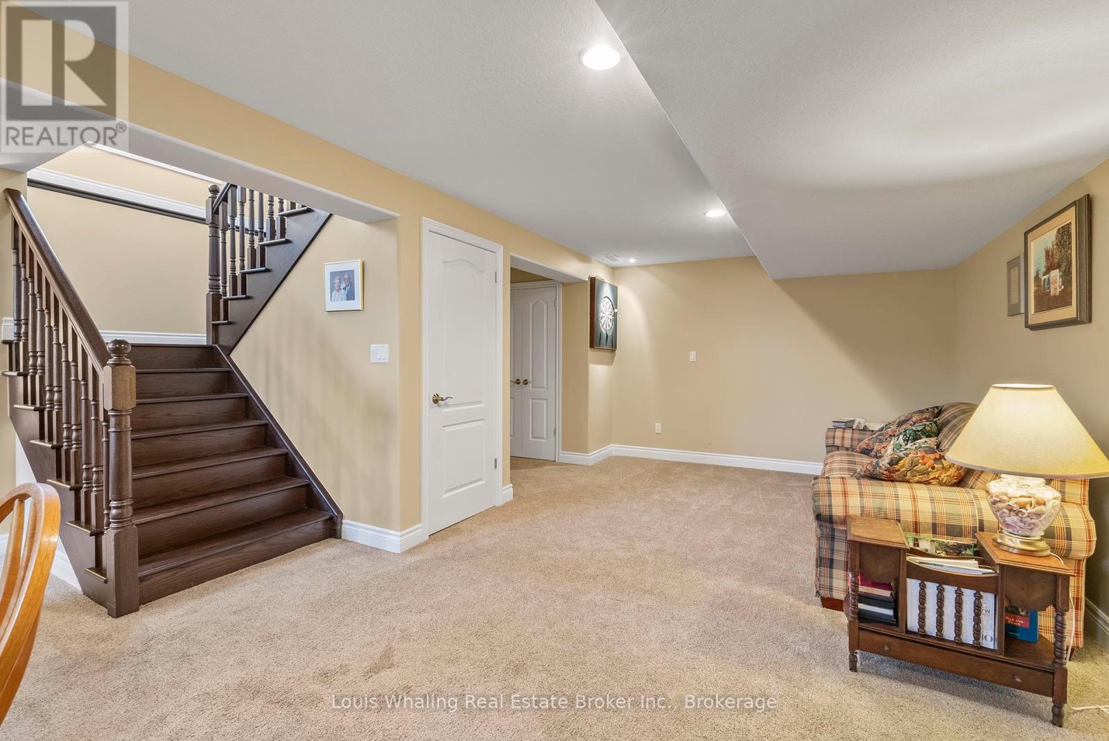 112 12th Avenue A Avenue, Hanover, Ontario  N4N 3T9 - Photo 17 - X12348001
