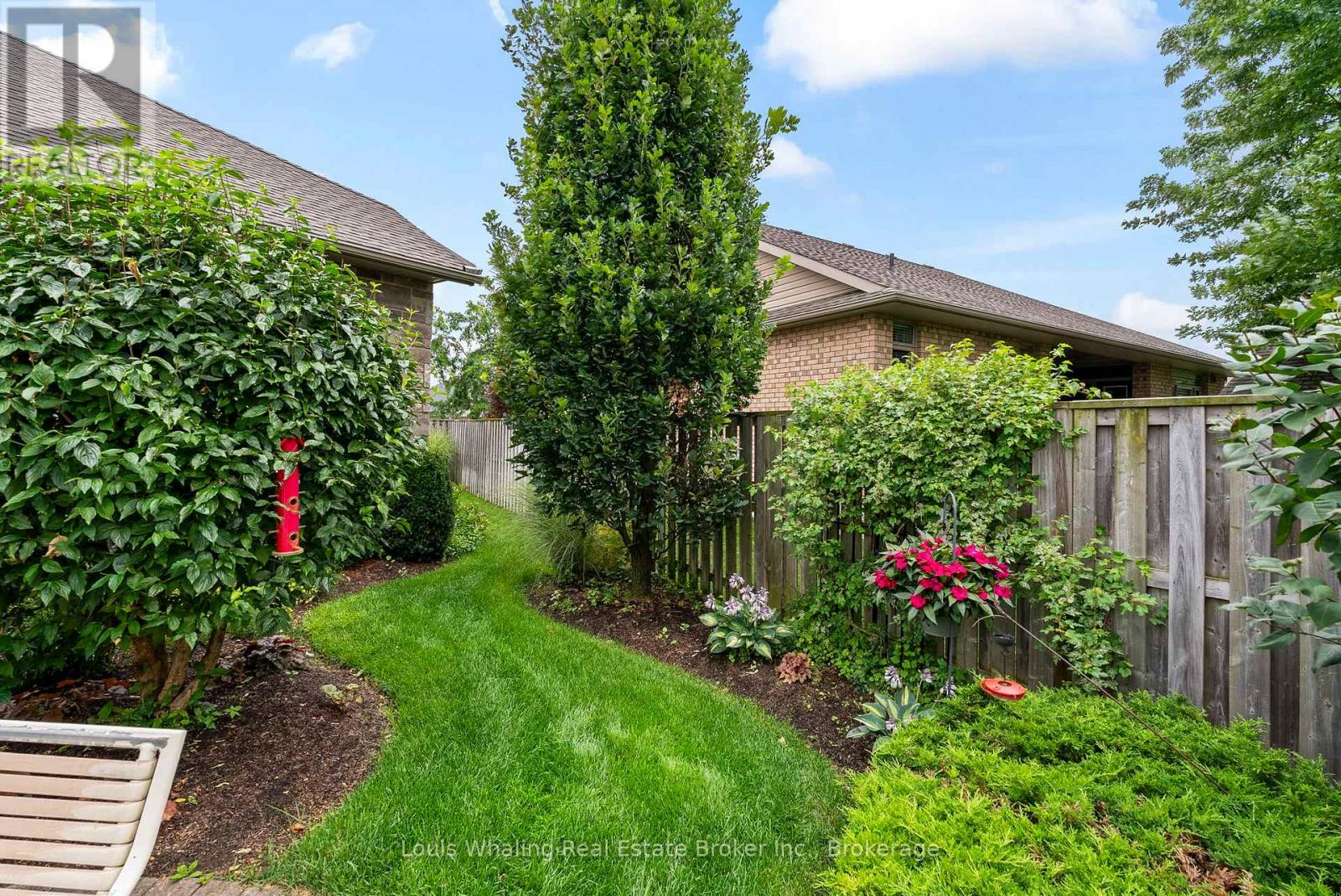 112 12th Avenue A Avenue, Hanover, Ontario  N4N 3T9 - Photo 24 - X12348001