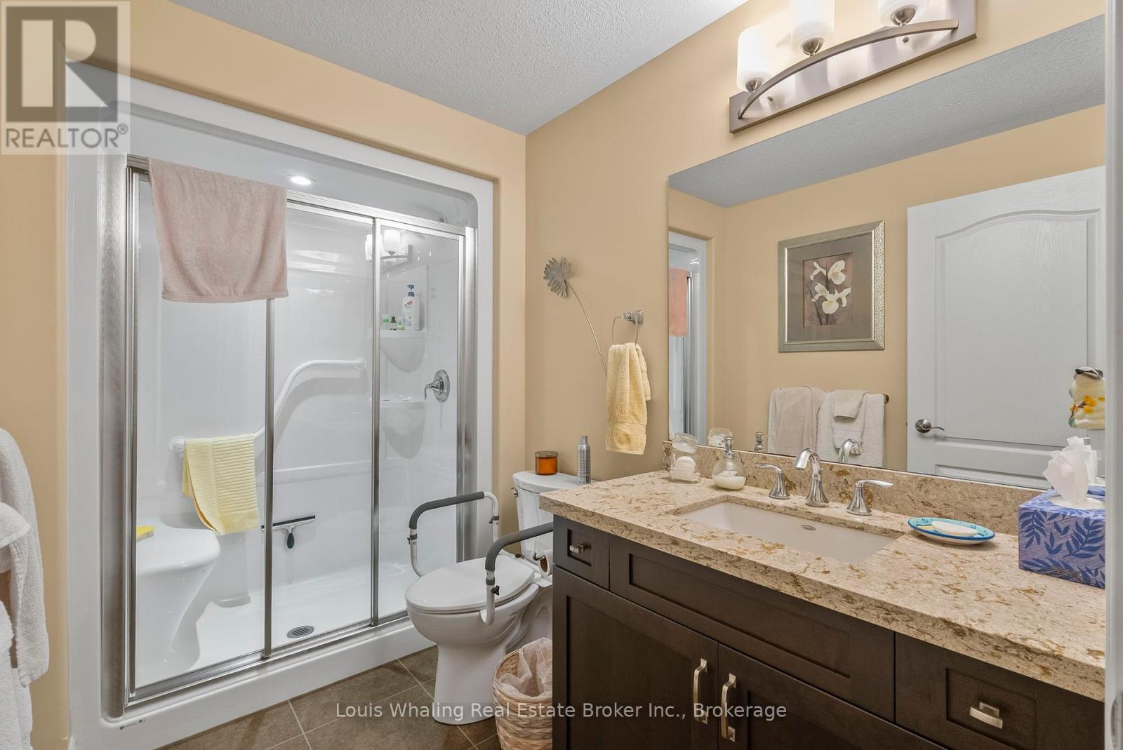 112 12th Avenue A Avenue, Hanover, Ontario  N4N 3T9 - Photo 19 - X12348001