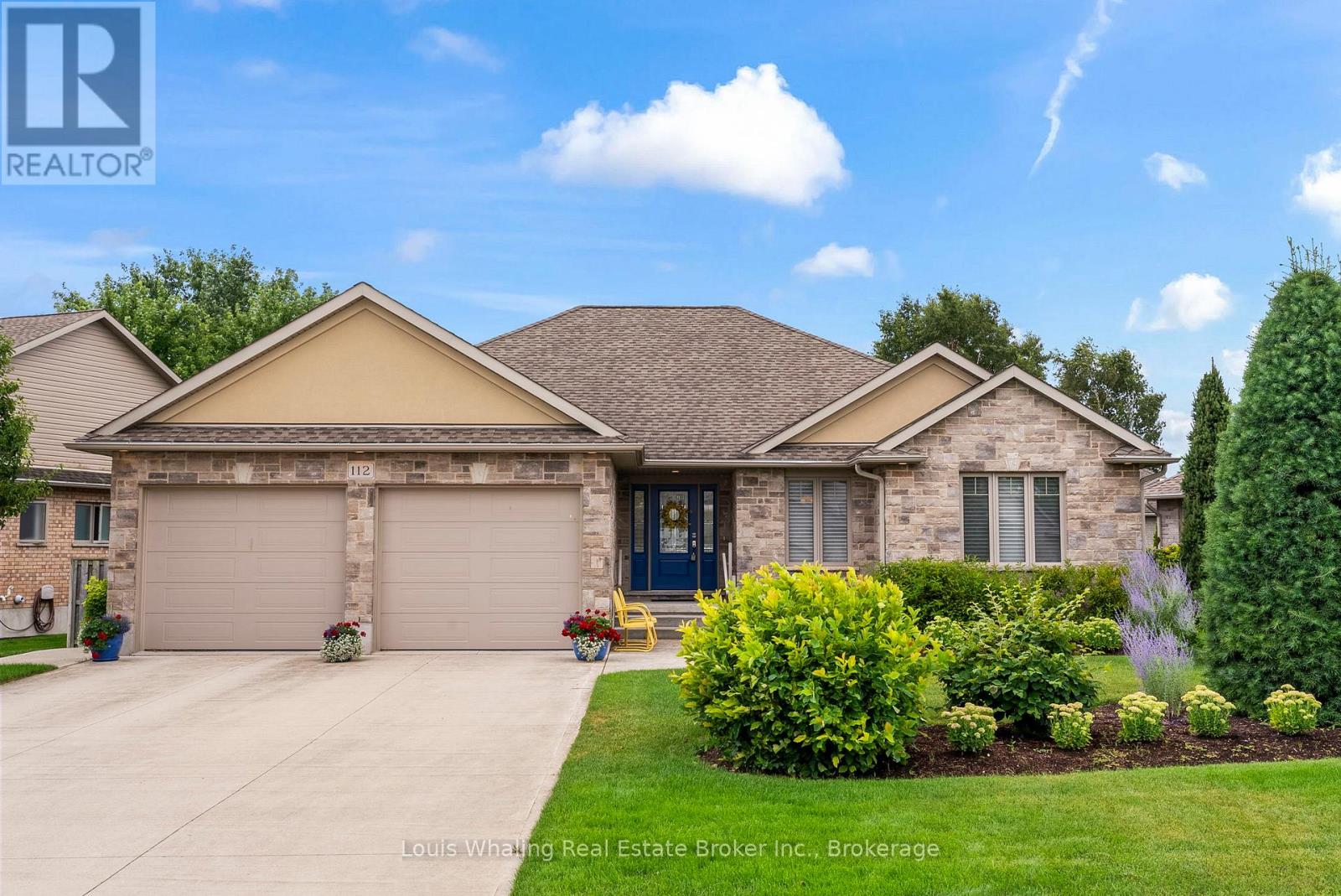 112 12TH AVENUE A AVENUE, Hanover, Ontario