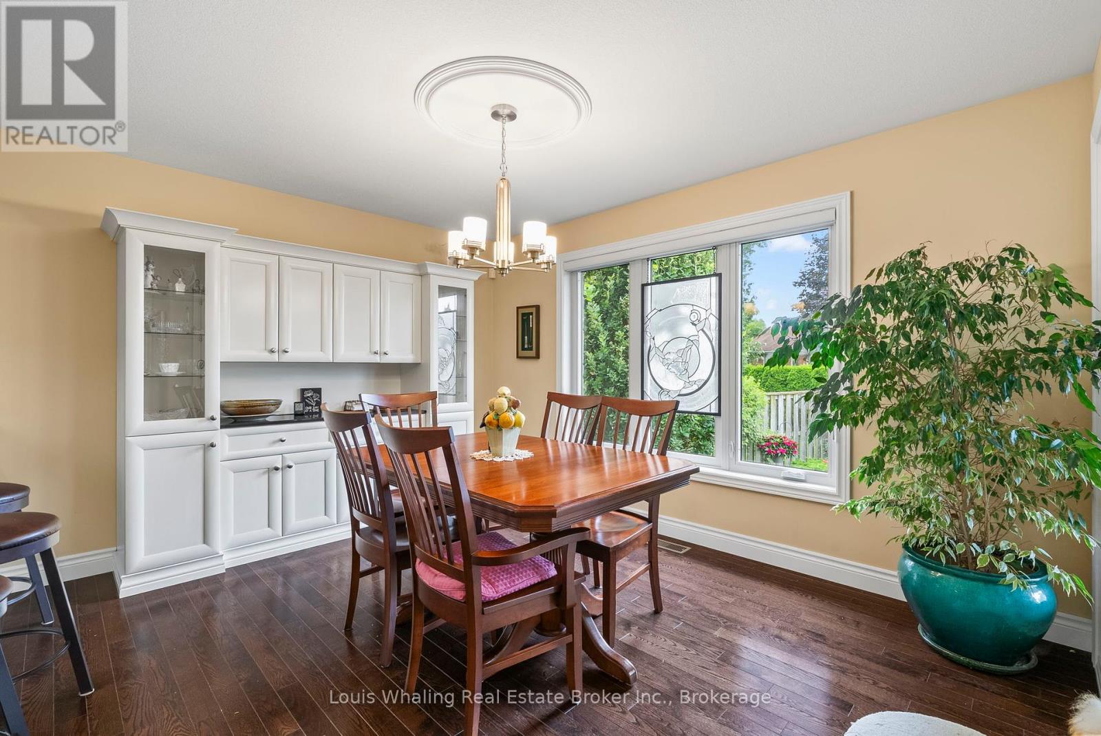 112 12th Avenue A Avenue, Hanover, Ontario  N4N 3T9 - Photo 6 - X12348001