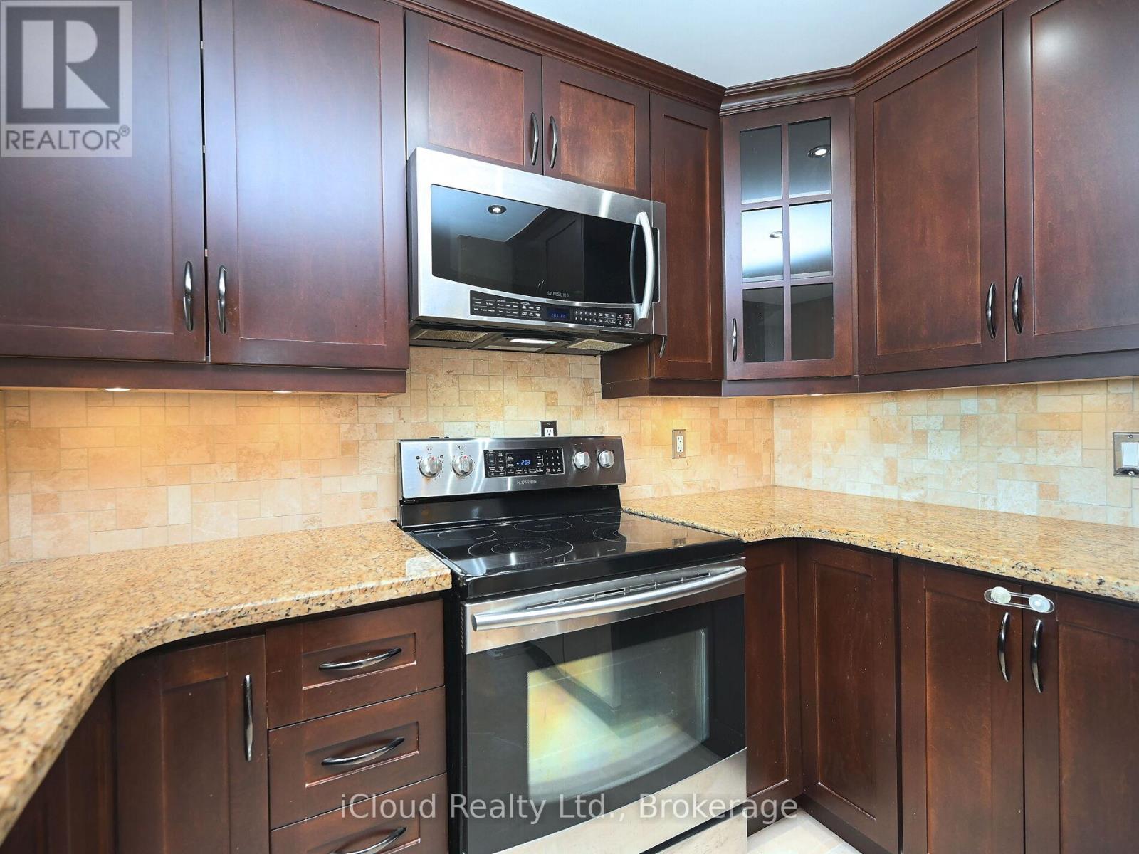 Ph3 - 75 King Street E, Mississauga, Ontario  L5A 4G5 - Photo 20 - W12337949
