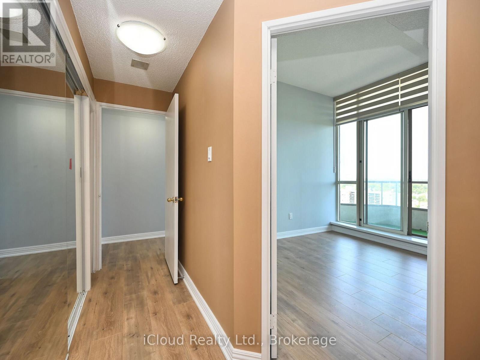 Ph3 - 75 King Street E, Mississauga, Ontario  L5A 4G5 - Photo 32 - W12337949
