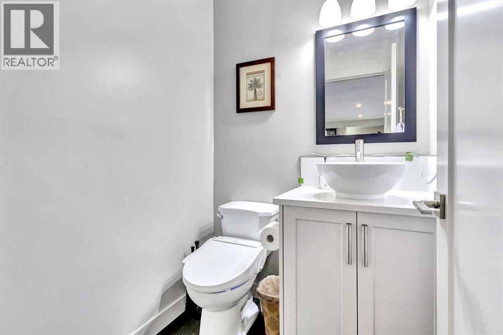 Property at 760 West Chestermere image 4