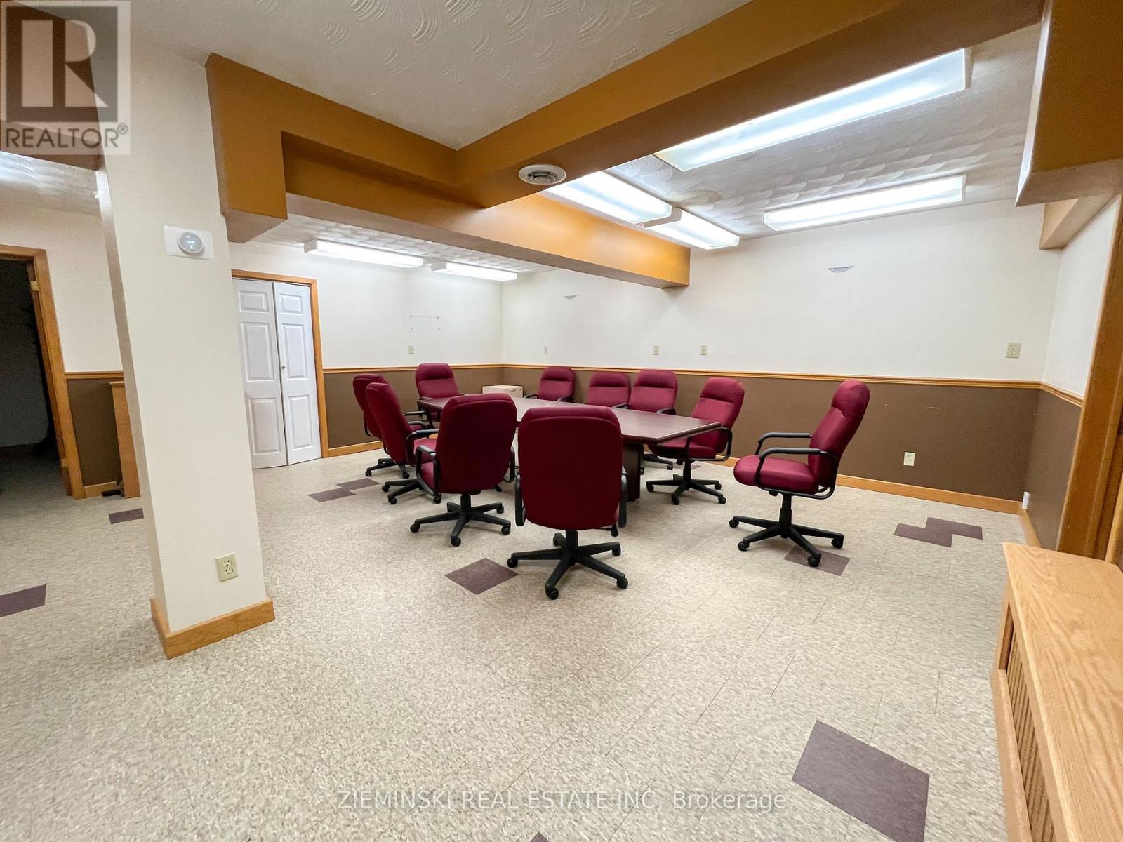 136-138 Third Street W, Cochrane, Ontario  P0L 1C0 - Photo 12 - T12350579