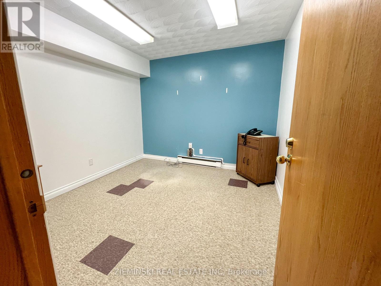 136-138 Third Street W, Cochrane, Ontario  P0L 1C0 - Photo 15 - T12350579