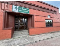 136-138 THIRD STREET W, Cochrane, Ontario