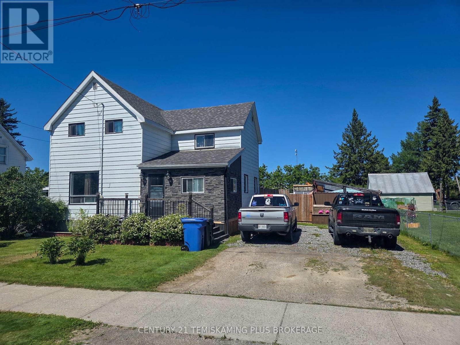 45 6TH AVENUE, Englehart, Ontario