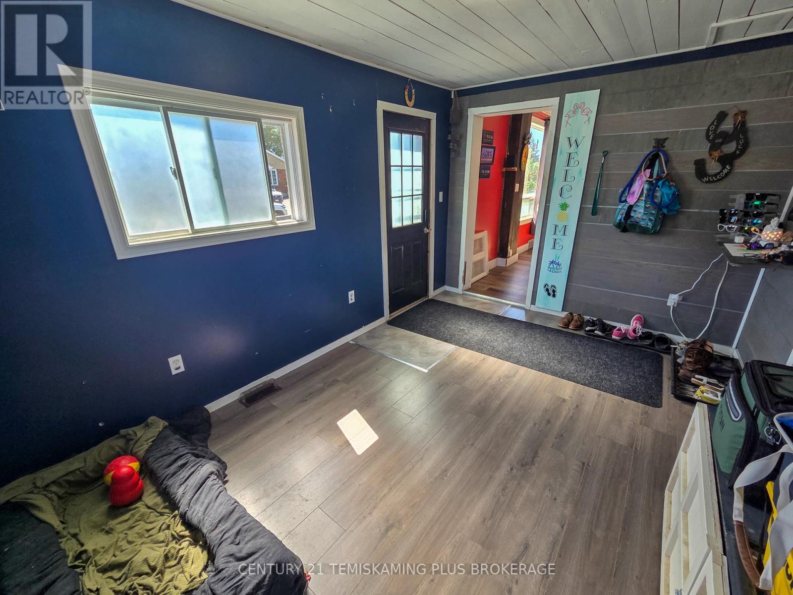 45 6th Avenue, Englehart, Ontario  P0J 1H0 - Photo 5 - T12350601