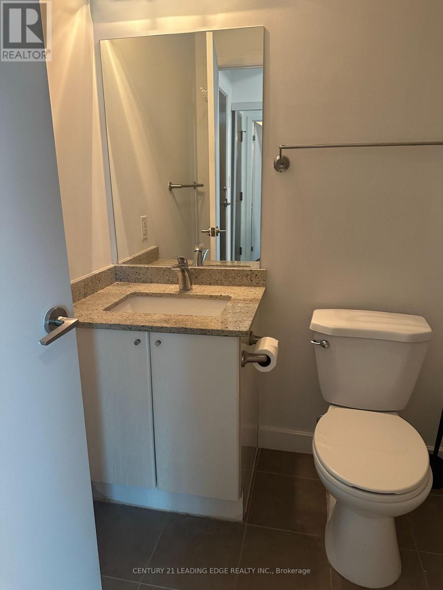 2807 - 18 Harbour Street, Toronto, Ontario  M5J 2Z6 - Photo 6 - C12349975