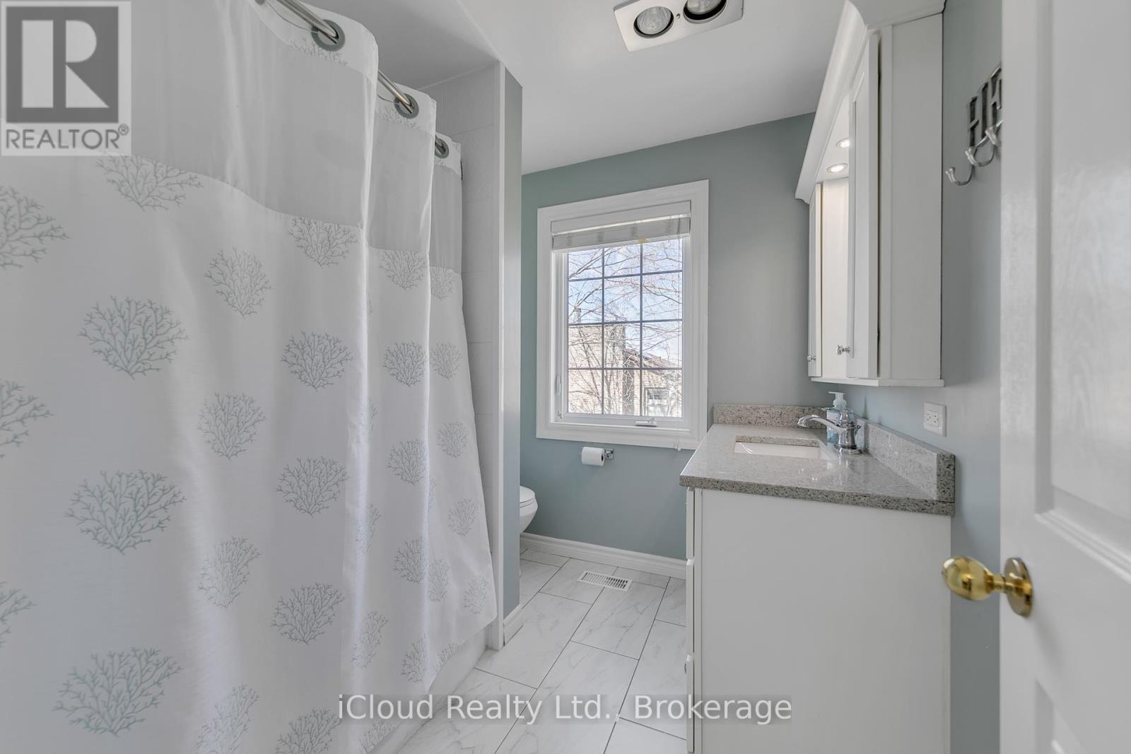 44 Rodcliff Road, New Tecumseth, Ontario  L0G 1W0 - Photo 24 - N12164390