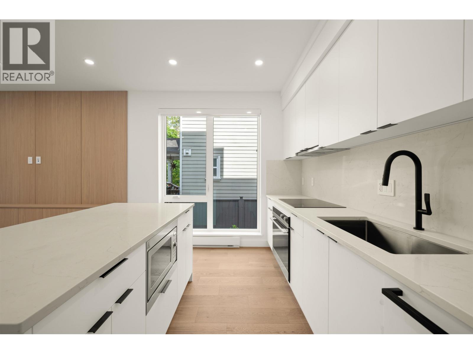 1904 E 8th Avenue, Vancouver, British Columbia  V5N 1T8 - Photo 11 - R3037932