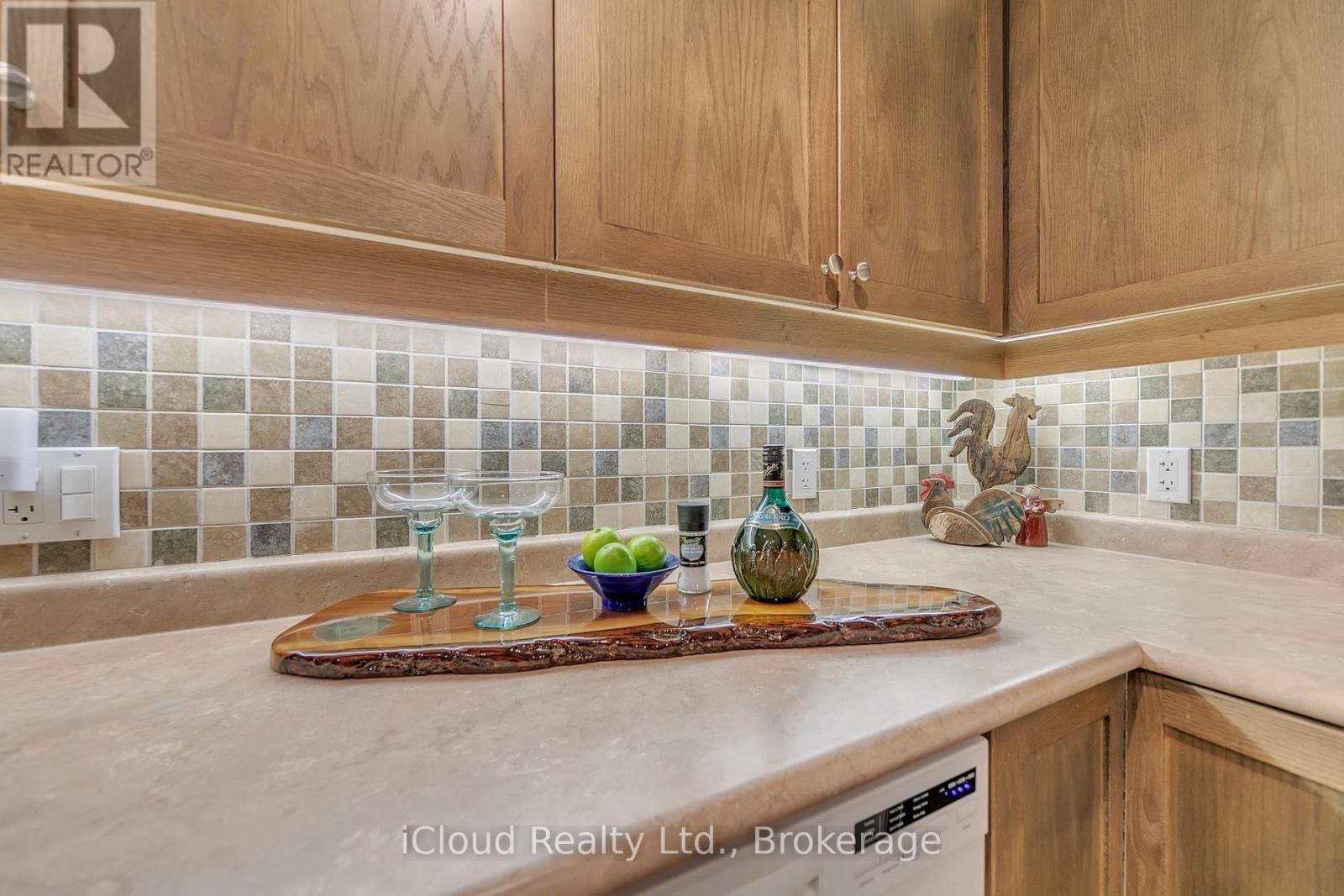 44 Rodcliff Road, New Tecumseth, Ontario  L0G 1W0 - Photo 29 - N12164390