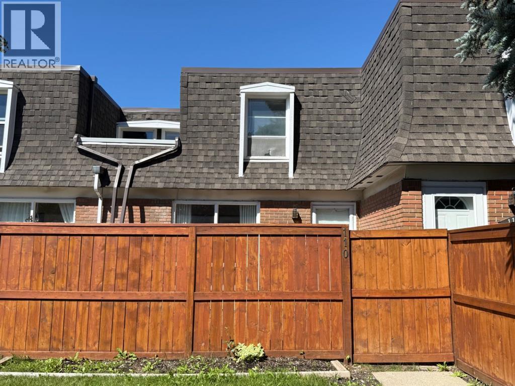 Property at 110, 330 canterbury Drive SW image 1