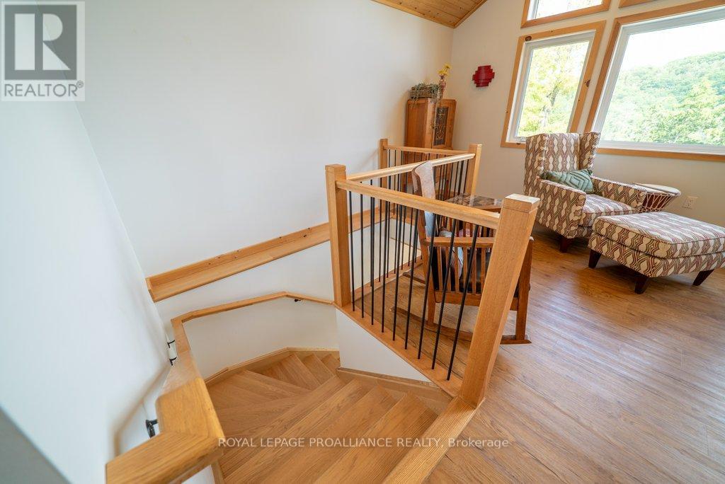 1053c Granite Terrace Lane, North Frontenac, Ontario  K0H 2J0 - Photo 22 - X12350623