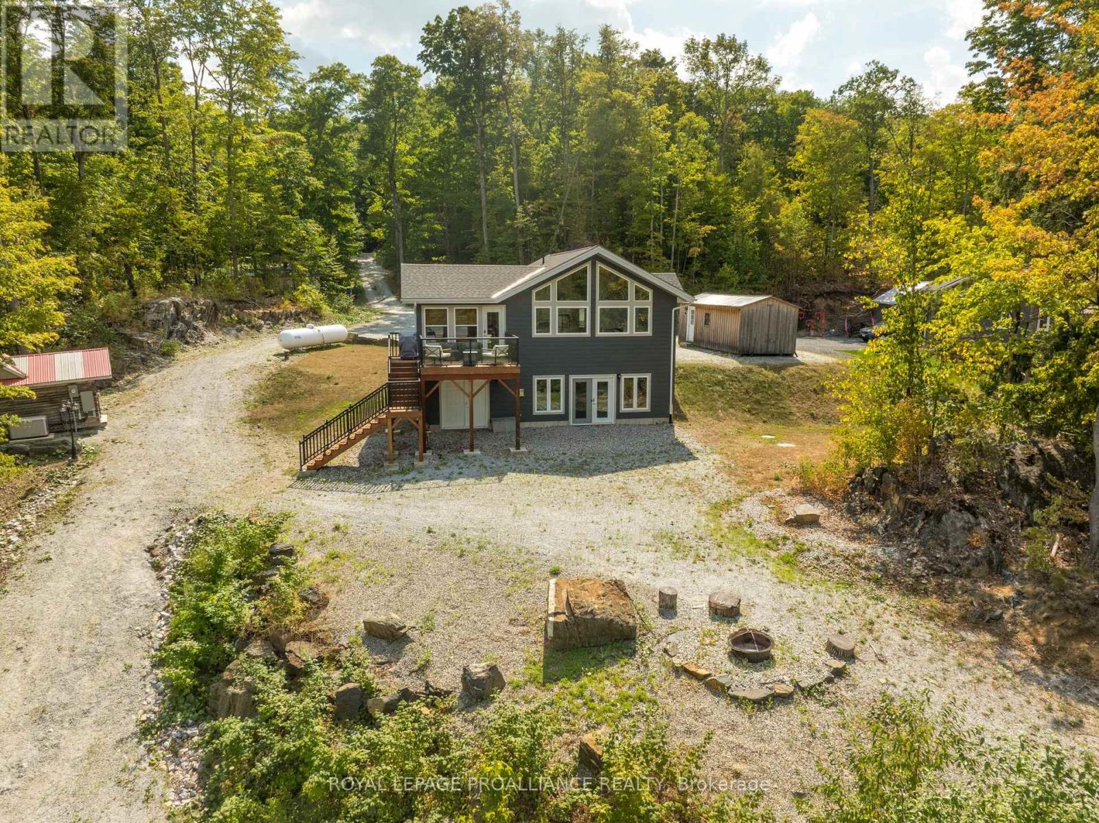 1053c Granite Terrace Lane, Frontenac (Frontenac North), Ontario  K0H 2J0 - Photo 3 - X12350623