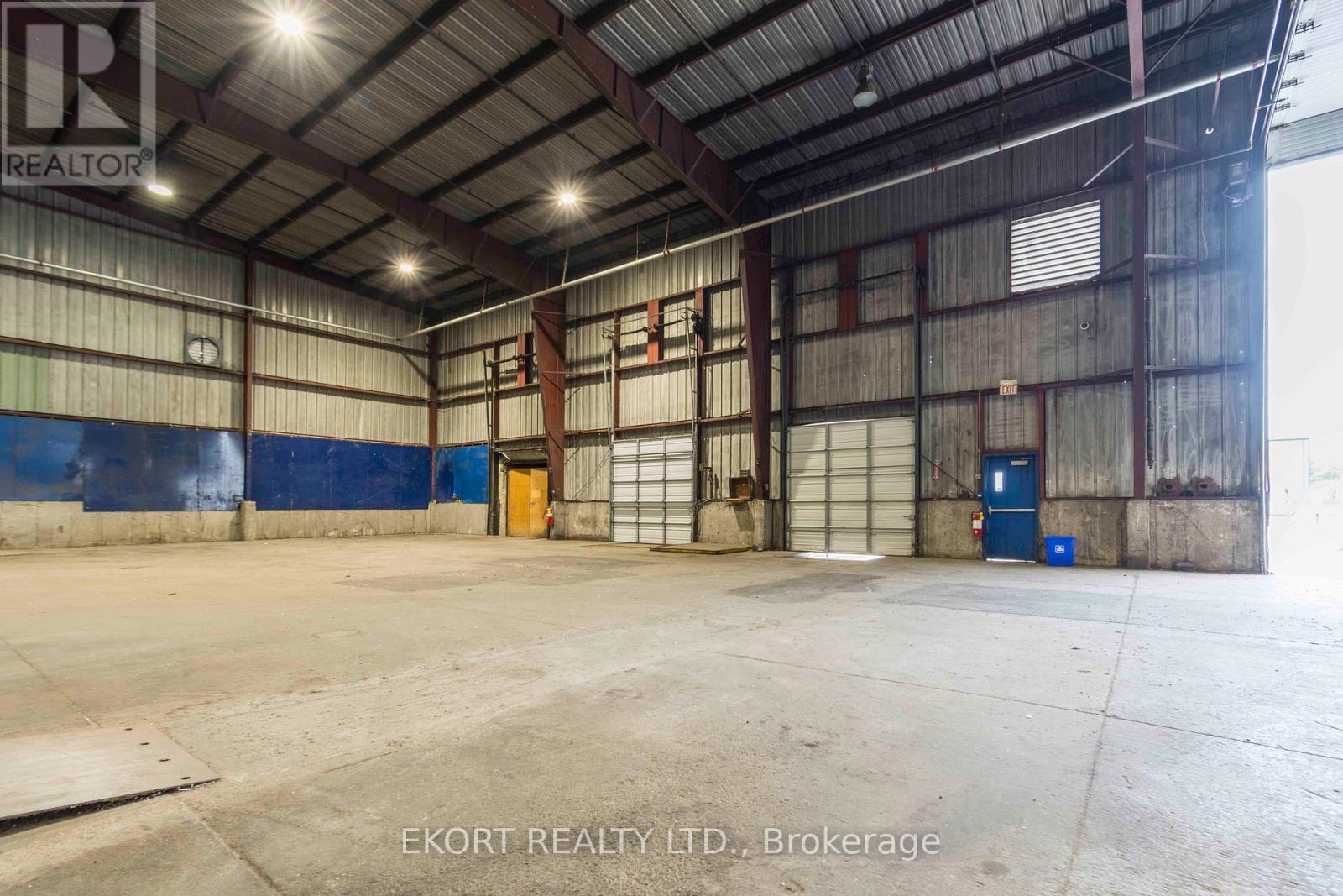 270 West Street, Quinte West, Ontario  K8V 2N3 - Photo 22 - X12350626