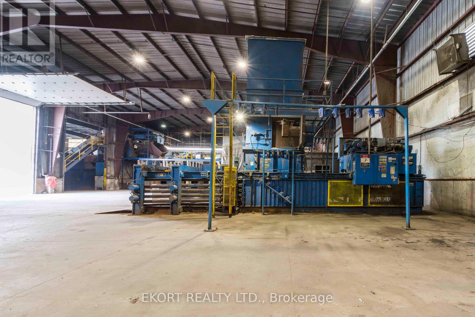 270 West Street, Quinte West, Ontario  K8V 2N3 - Photo 26 - X12350626