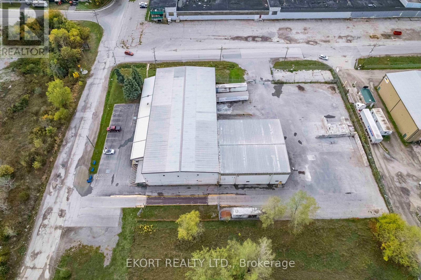 270 West Street, Quinte West, Ontario  K8V 2N3 - Photo 7 - X12350626