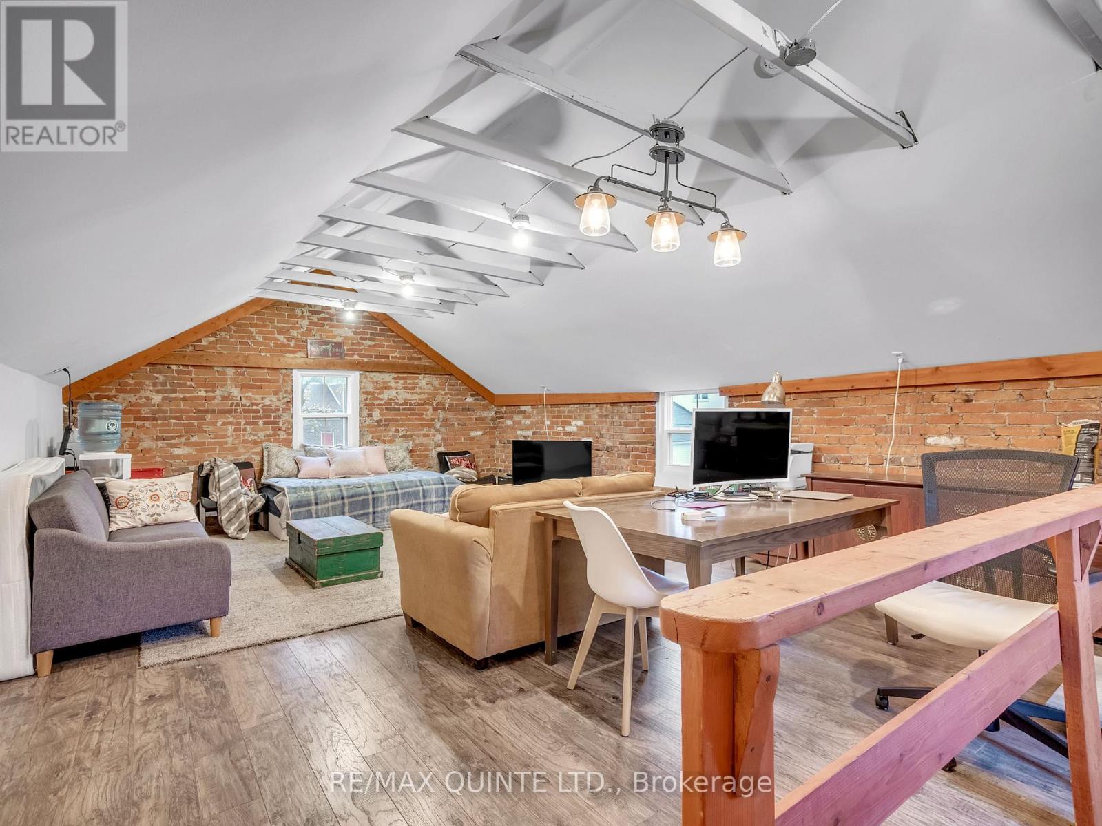 246 Charles Street, Belleville, Ontario  K8N 3M5 - Photo 30 - X12350640