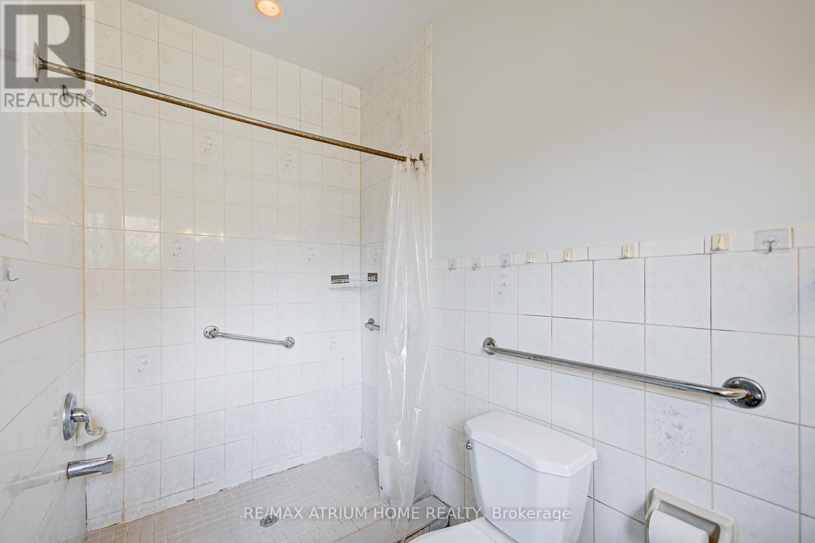 1000 Dundas Street W, Toronto, Ontario  M6J 1W6 - Photo 20 - C12350525