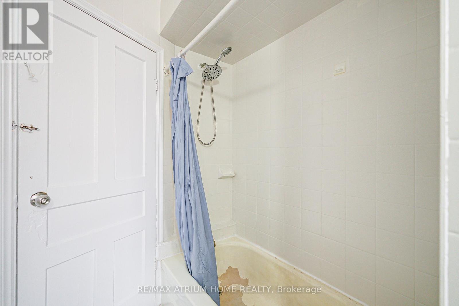 1000 Dundas Street W, Toronto, Ontario  M6J 1W6 - Photo 31 - C12350525