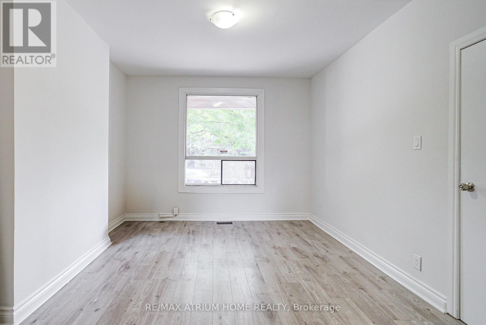 Property at 1000 DUNDAS STREET W image 5