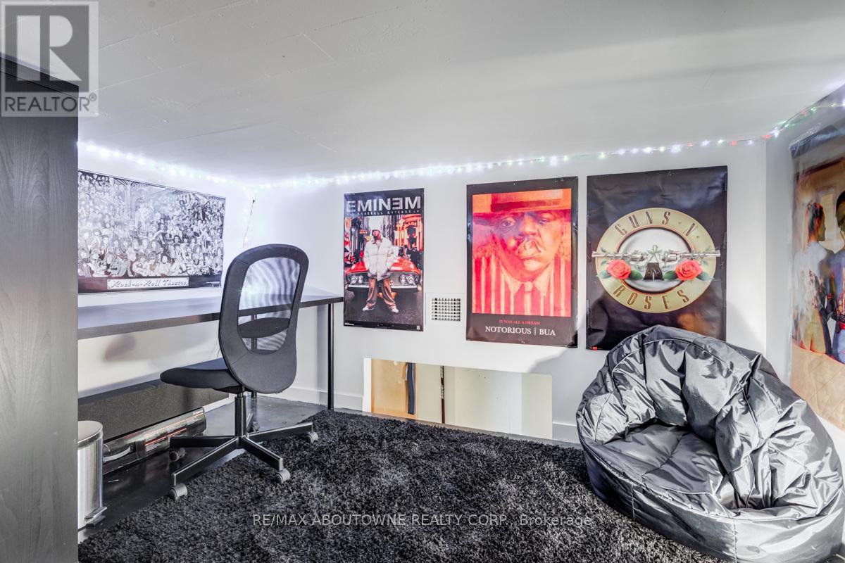 826 - 155 Dalhousie Street, Toronto, Ontario  M5B 2P7 - Photo 28 - C12350567