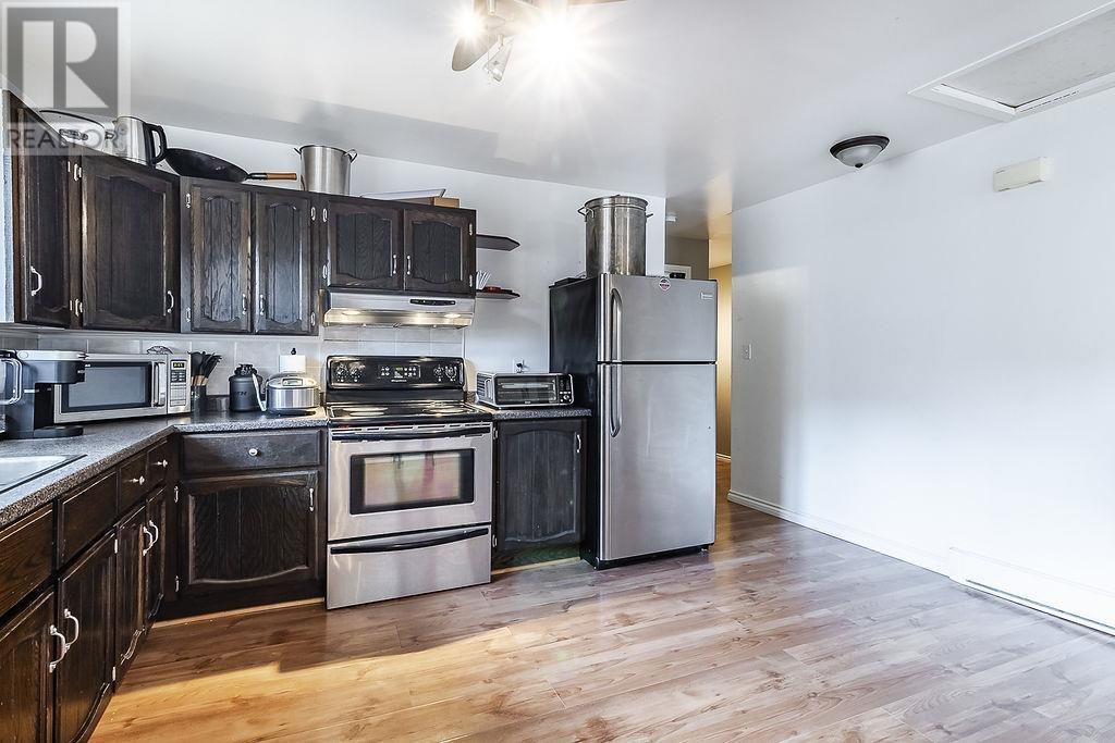 50 Fairview Ave, Sault Ste. Marie, Ontario  P6C 3B4 - Photo 4 - SM252289