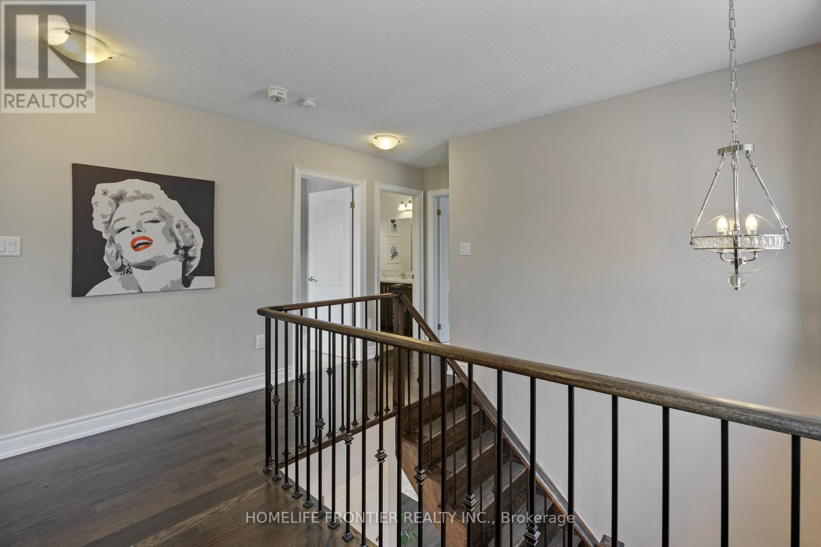 10 Festival Court, East Gwillimbury (Sharon), Ontario  L9N 0N8 - Photo 31 - N12350483