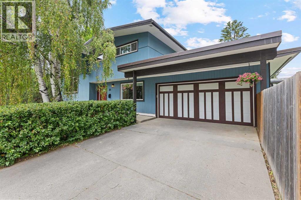Property at 20 Gissing Drive SW image 3