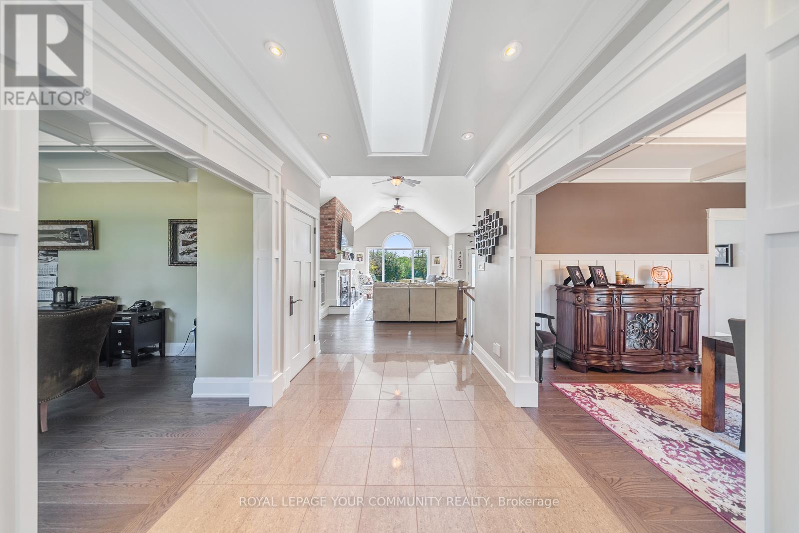 Property at 6 CREEKSIDE COURT image 4