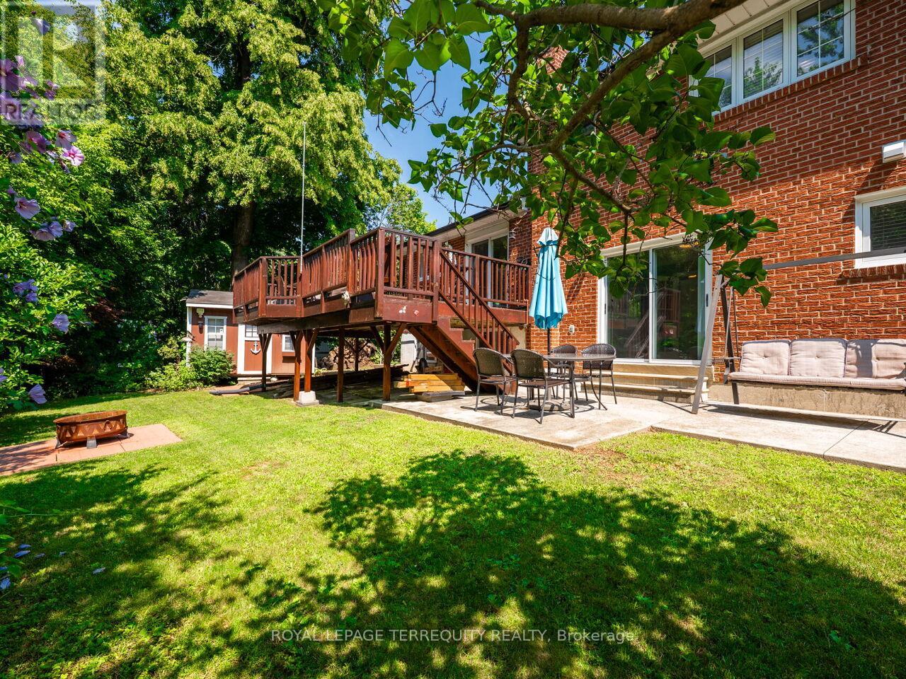 21 Pylon Place, Toronto (Elms-Old Rexdale), Ontario  M9W 2P3 - Photo 27 - W12350569