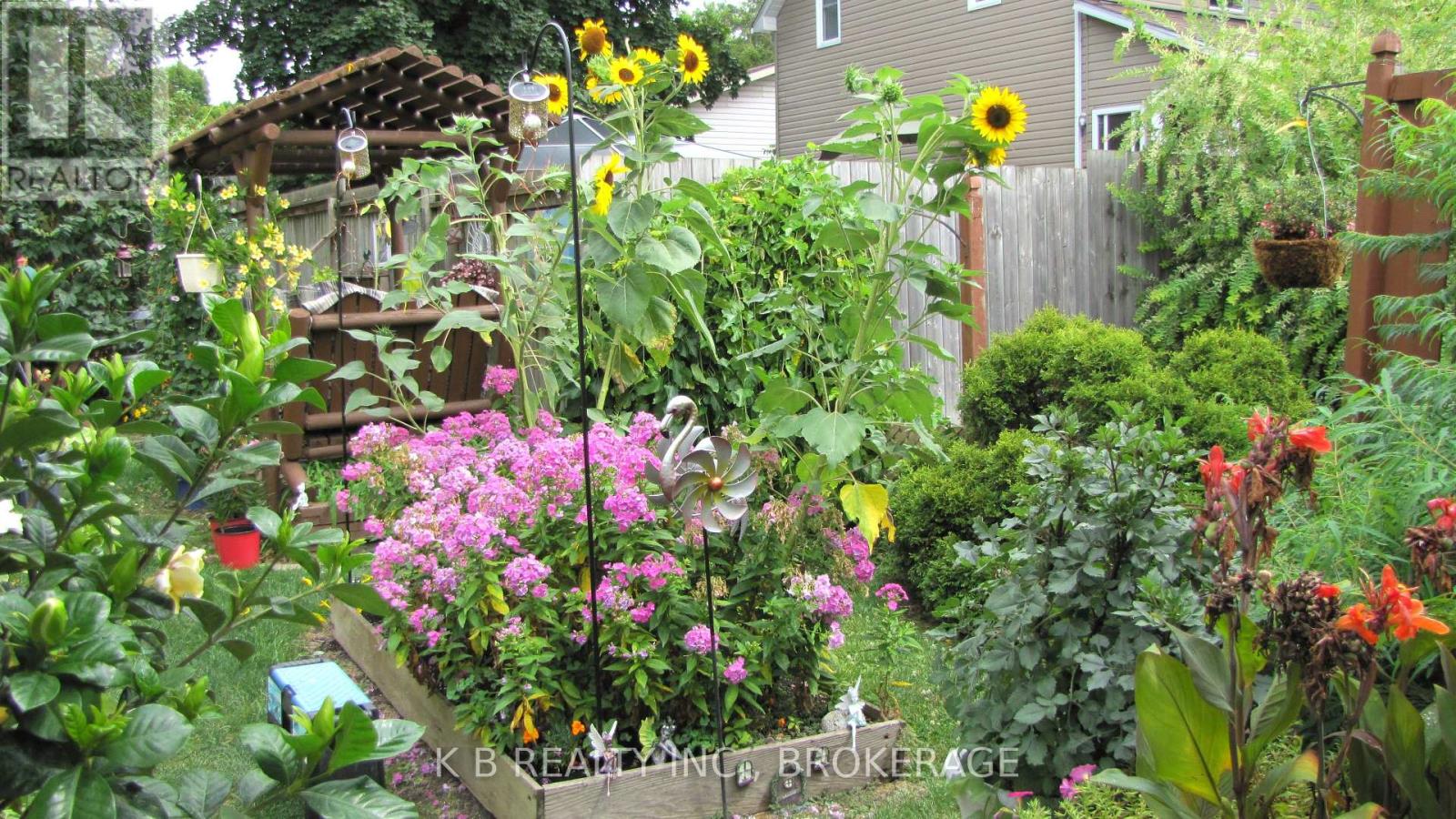 229 Gore Street E, Perth, Ontario  K7H 1K6 - Photo 25 - X12347150