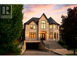 111 HILLVIEW ROAD, Aurora, Ontario
