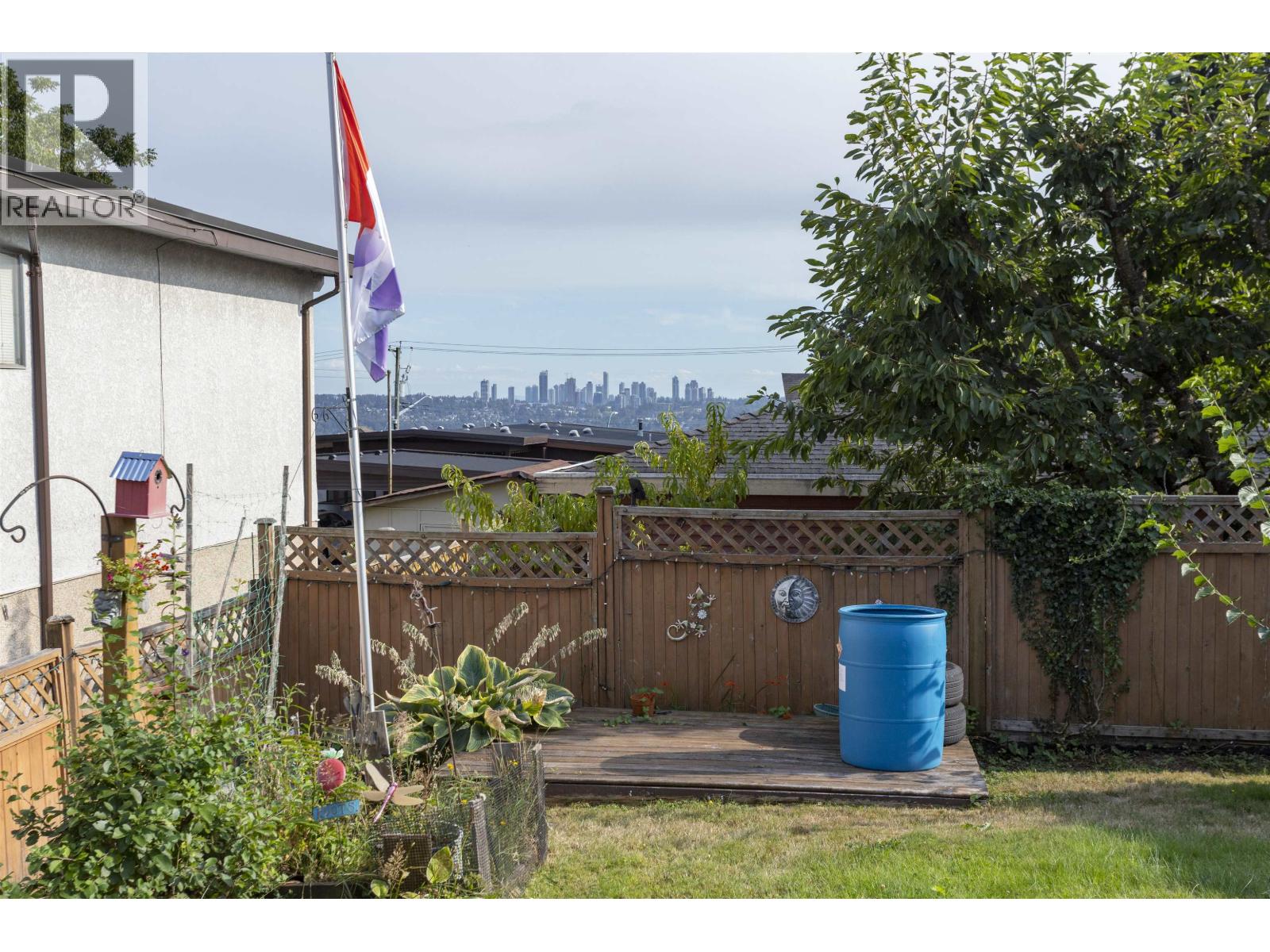 1034-1036 Charland Avenue, Coquitlam, British Columbia  V3K 3K9 - Photo 11 - R3037676
