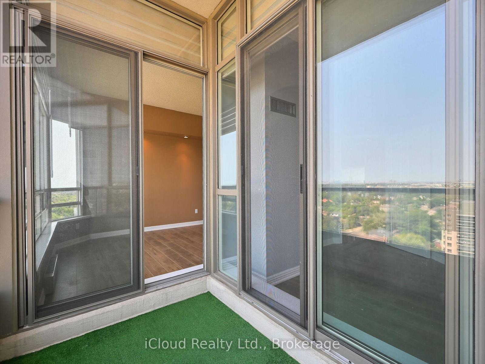Ph3 - 75 King Street E, Mississauga, Ontario  L5A 4G5 - Photo 28 - W12173286