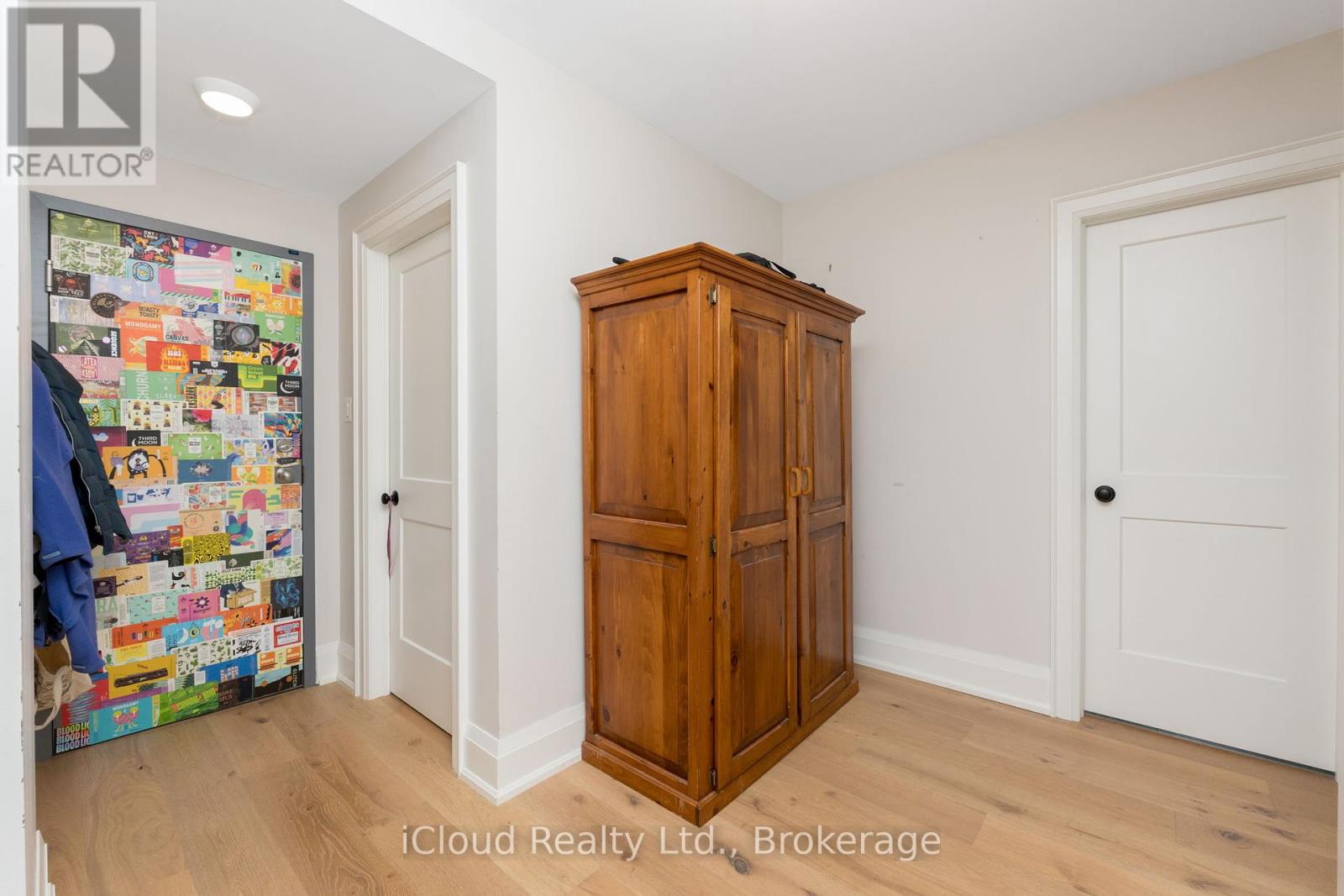 14 Young Street W, Waterloo, Ontario  N2L 2Y8 - Photo 9 - X12291064